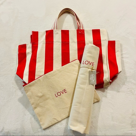 NWT-Love Beach Bag and Accessories! Made in Argentina by Organizza. - Picture 2 of 9